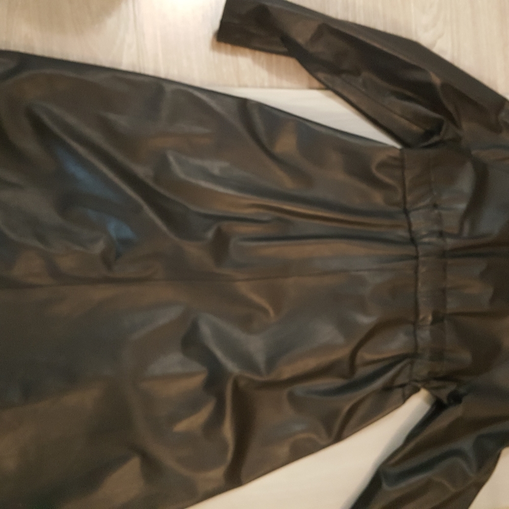 Coat - Picture 2 of 5